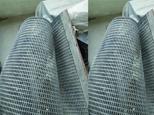 Tensioned Rubber Screens